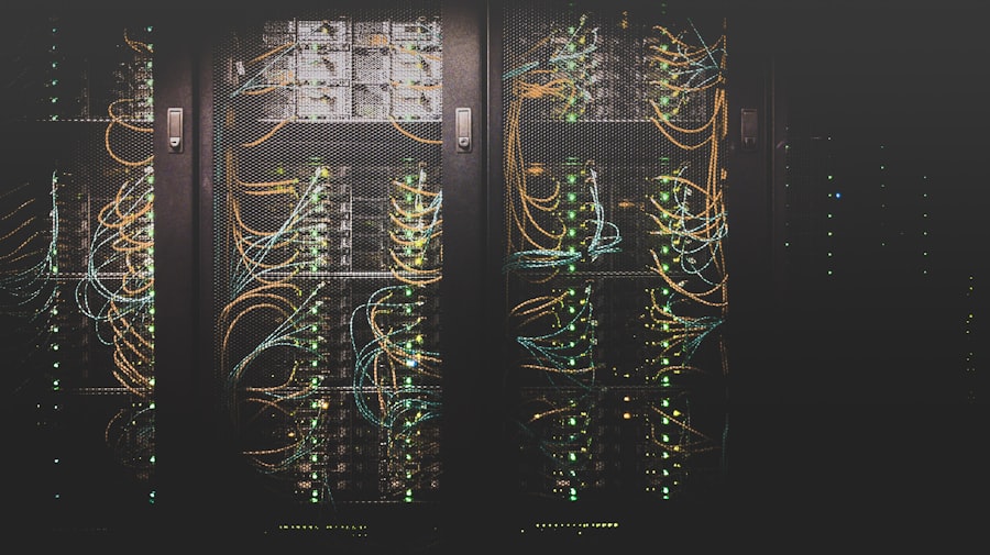 Glasvezelkabels die licht transporteren — symbool voor snelle digitale verbindingen in Nederland